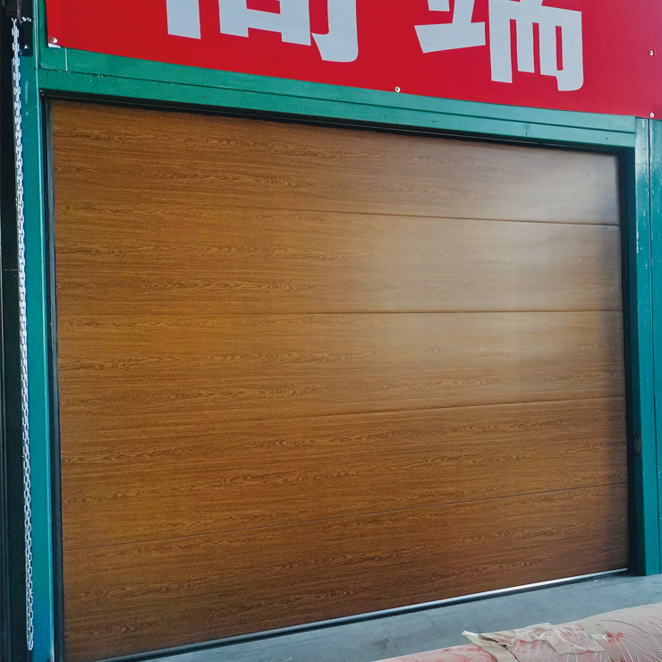 Pemasangan pintu garaj rumah