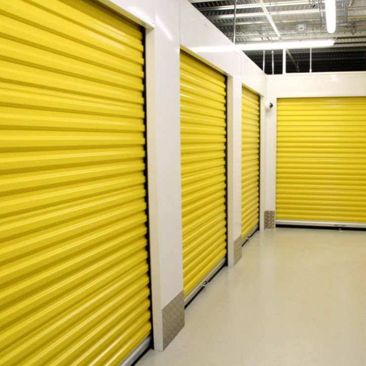Pintu pengatup roller disesuaikan
